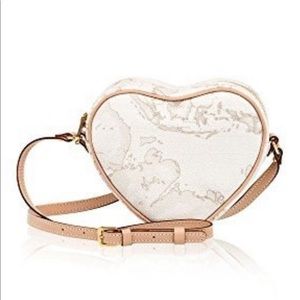 Alviero Martini 1a classe purse/crossbody heart